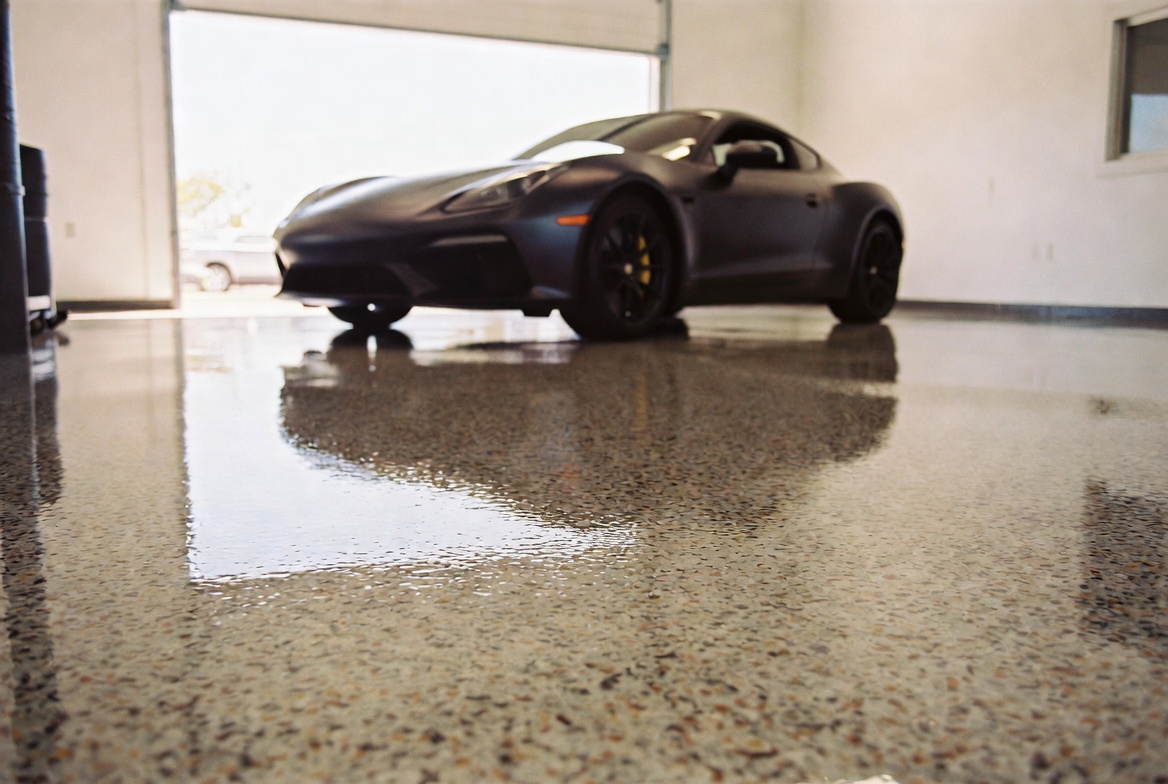 Epoxy-coated garage floor in a modern Charlotte home
